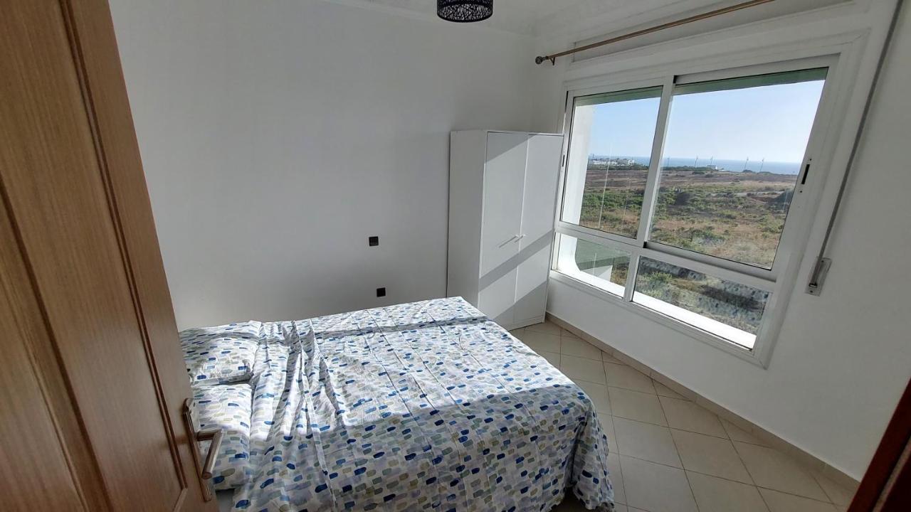 Appartement Avec Piscines, Vue Sur Mer Et Acces A La Plage A Achakar Hill, Tanger. Exterior foto
