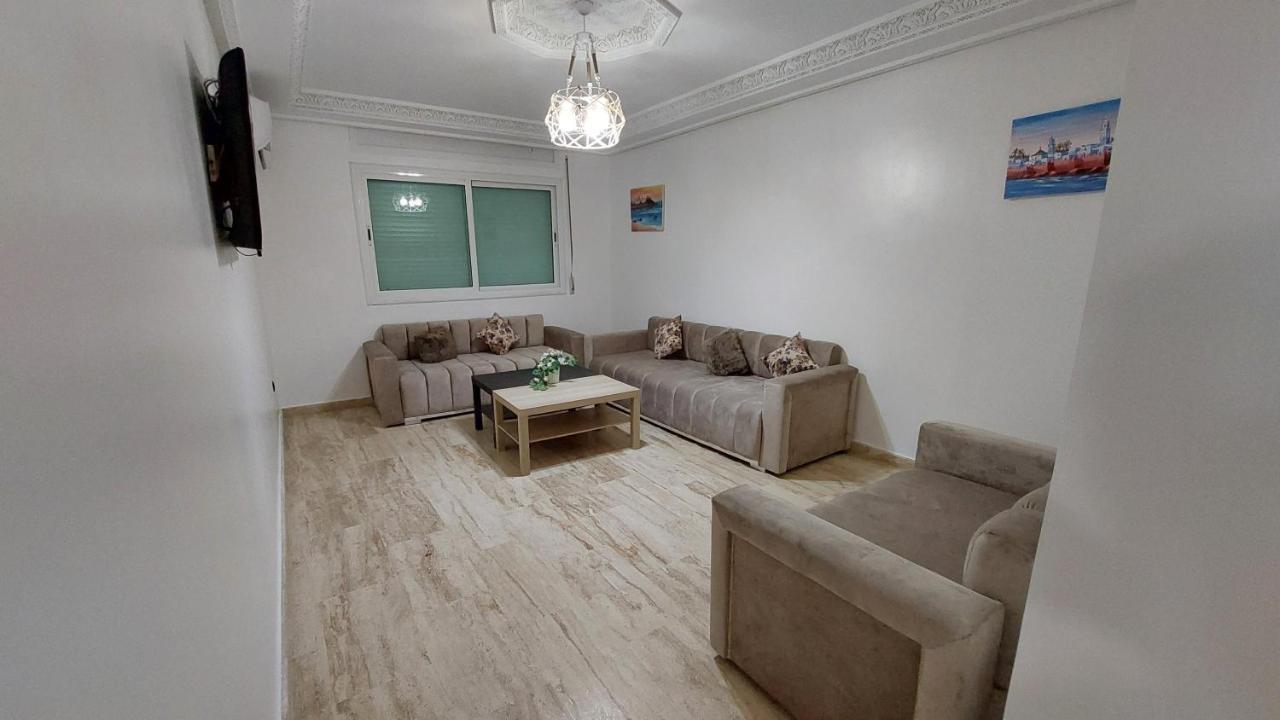Appartement Avec Piscines, Vue Sur Mer Et Acces A La Plage A Achakar Hill, Tanger. Exterior foto