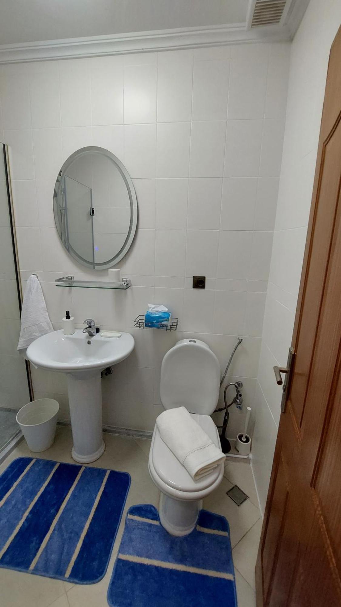 Appartement Avec Piscines, Vue Sur Mer Et Acces A La Plage A Achakar Hill, Tanger. Exterior foto